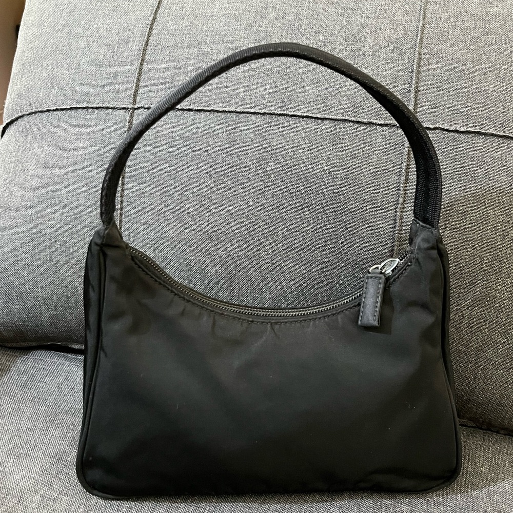 Prada Black Nylon Vintage Reedition - Picture 3 of 13